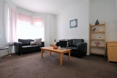 4 bed house, Warwick Street, Jesmond Vale, Newcastle, NE65AQ - Image 1
